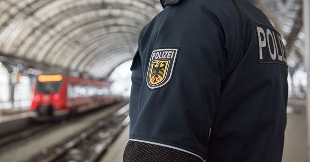 Rechtsradikale Parolen und Beleidigungen: Ermittlungen gegen ...