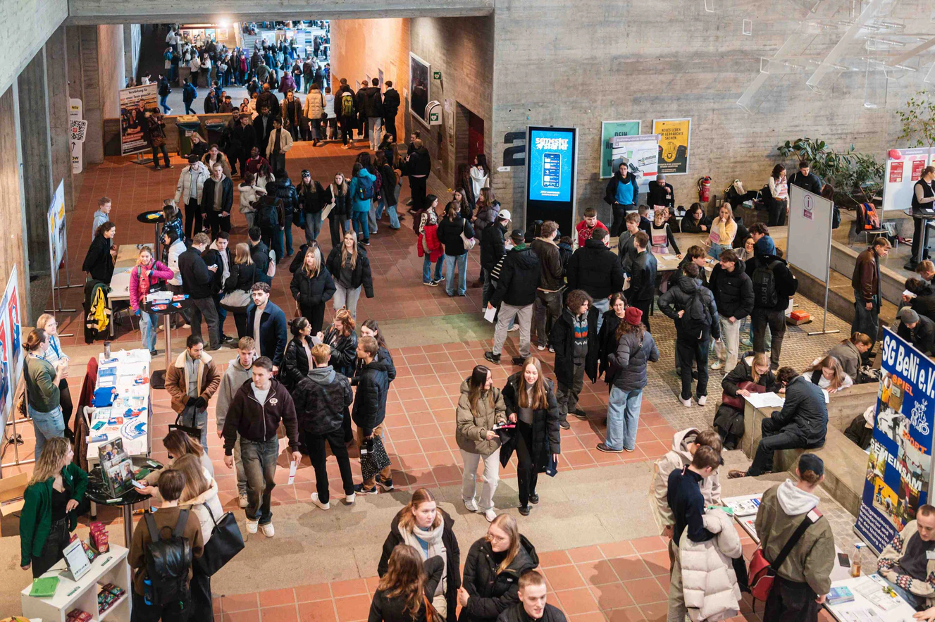 — © © Universität Regensburg / Dragan