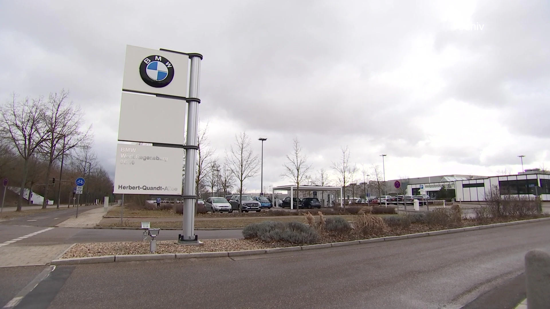 Regensburg: BMW-Werk als Fabrik des Jahres 2024 ausgezeichnet
