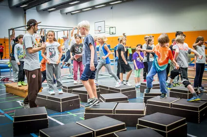 — © Foto: Parkour Regensburg e.V. / Viktor Rauch