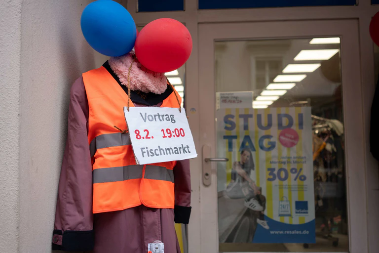 — © Letzte Generation Regensburg